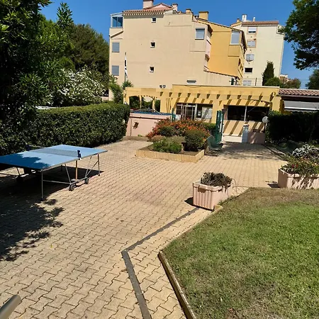 Pause A Mare Nostrum - Histoire De Cles אגדה